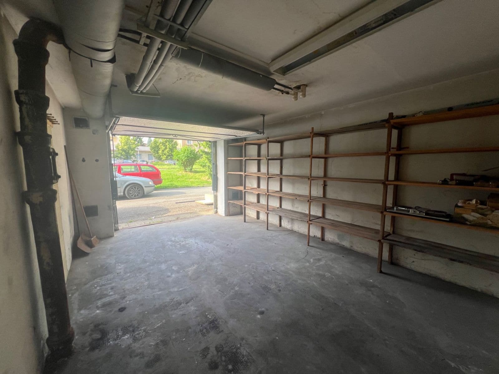 garage to rent, 18 m², Plzeň, Plzeňský Region garage to rent, 18 m², Plzeň, Plzeňský Region