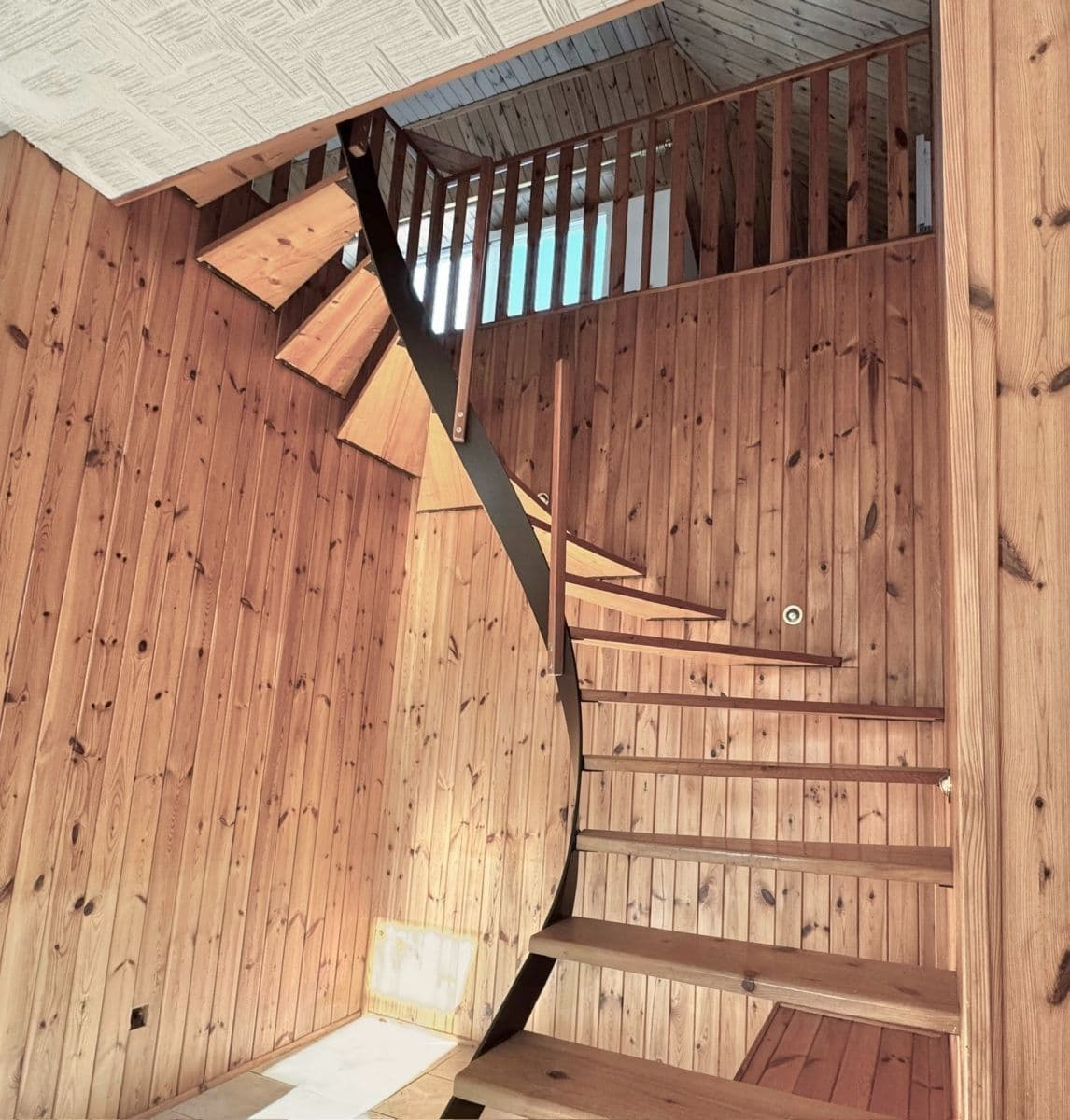 3 bedroom flat for sale, 122 m², Hlavní, Břeclav, Jihomoravský Region 3 bedroom flat for sale, 122 m², Hlavní, Břeclav, Jihomoravský Region