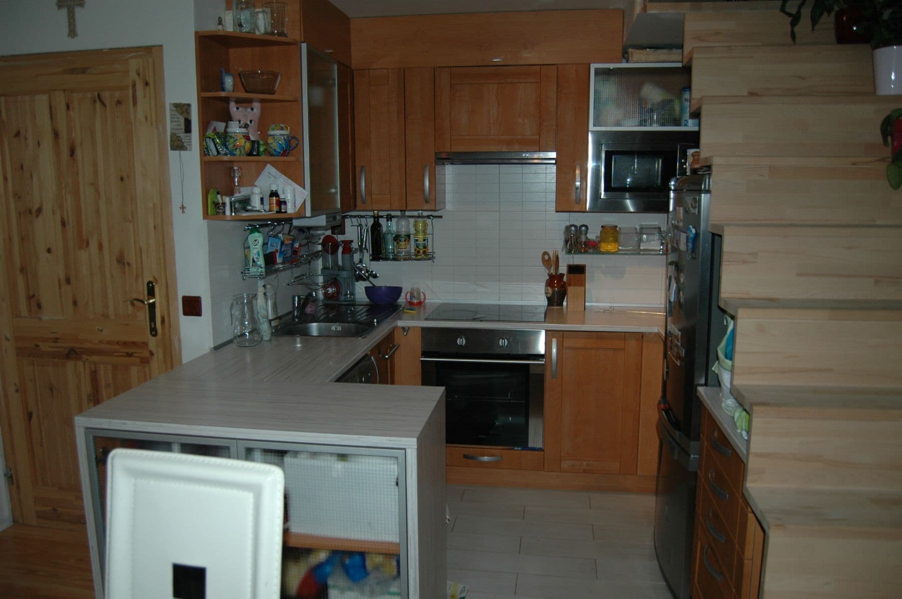 1 bedroom with open-plan kitchen flat to rent, 50 m², Čertouská, Prague, Prague 1 bedroom with open-plan kitchen flat to rent, 50 m², Čertouská, Prague, Prague