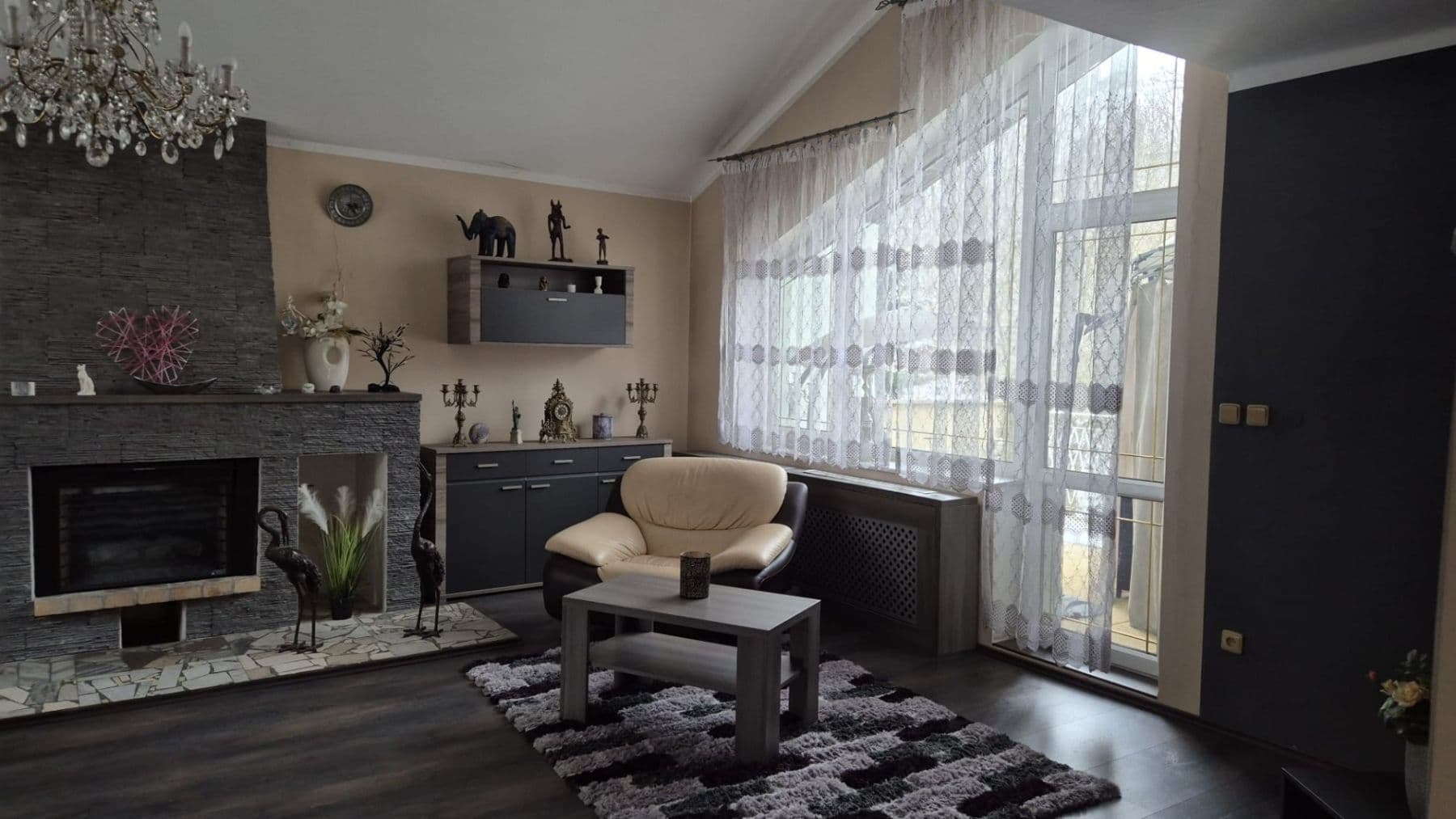 house to rent, 440 m², Údolní, Úštěk, Ústecký Region house to rent, 440 m², Údolní, Úštěk, Ústecký Region