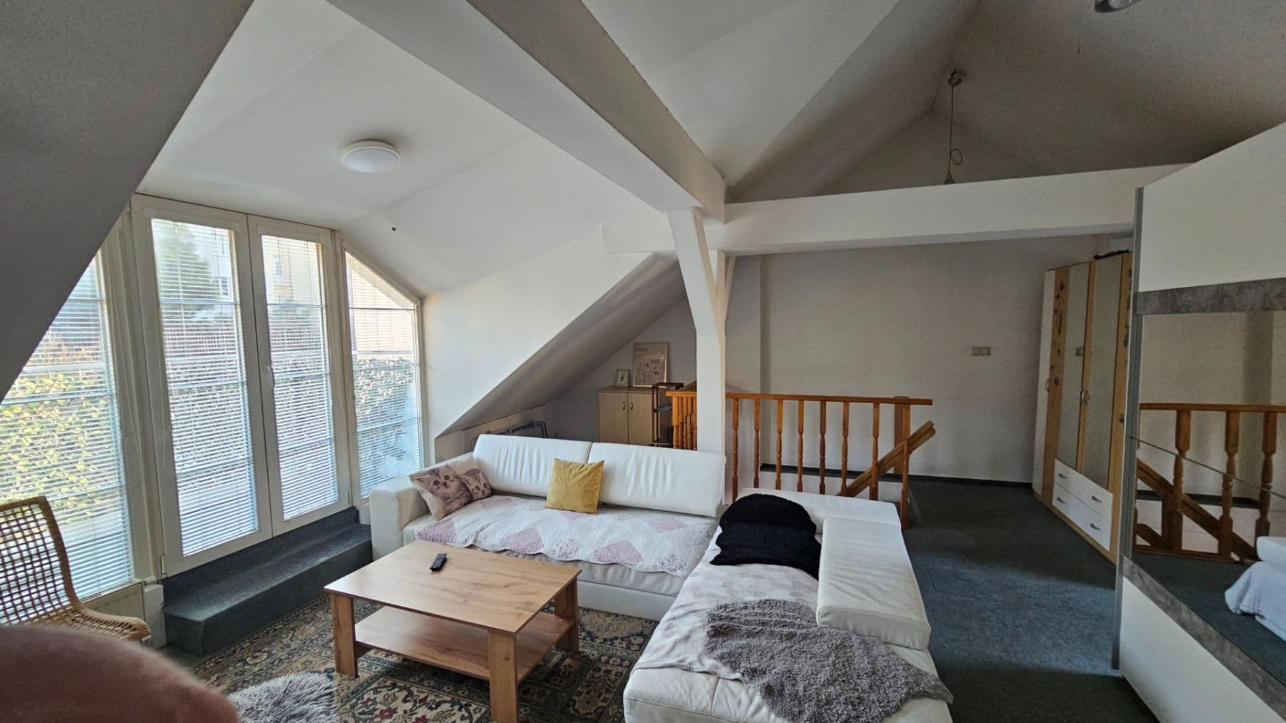 1 bedroom with open-plan kitchen flat to rent, 75 m², Bělohorská, Prague, Prague 1 bedroom with open-plan kitchen flat to rent, 75 m², Bělohorská, Prague, Prague