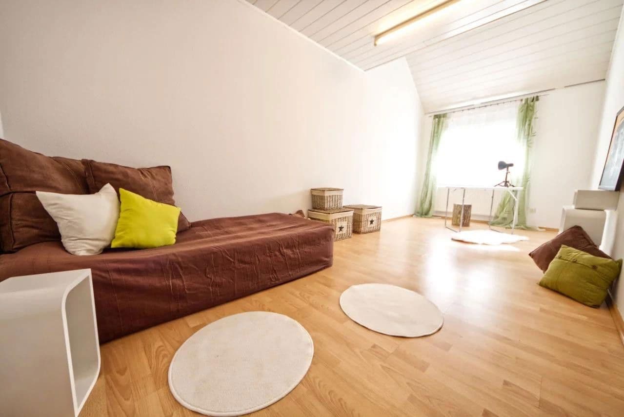 house for sale, 130 m², Leonberg, Baden-Württemberg house for sale, 130 m², Leonberg, Baden-Württemberg