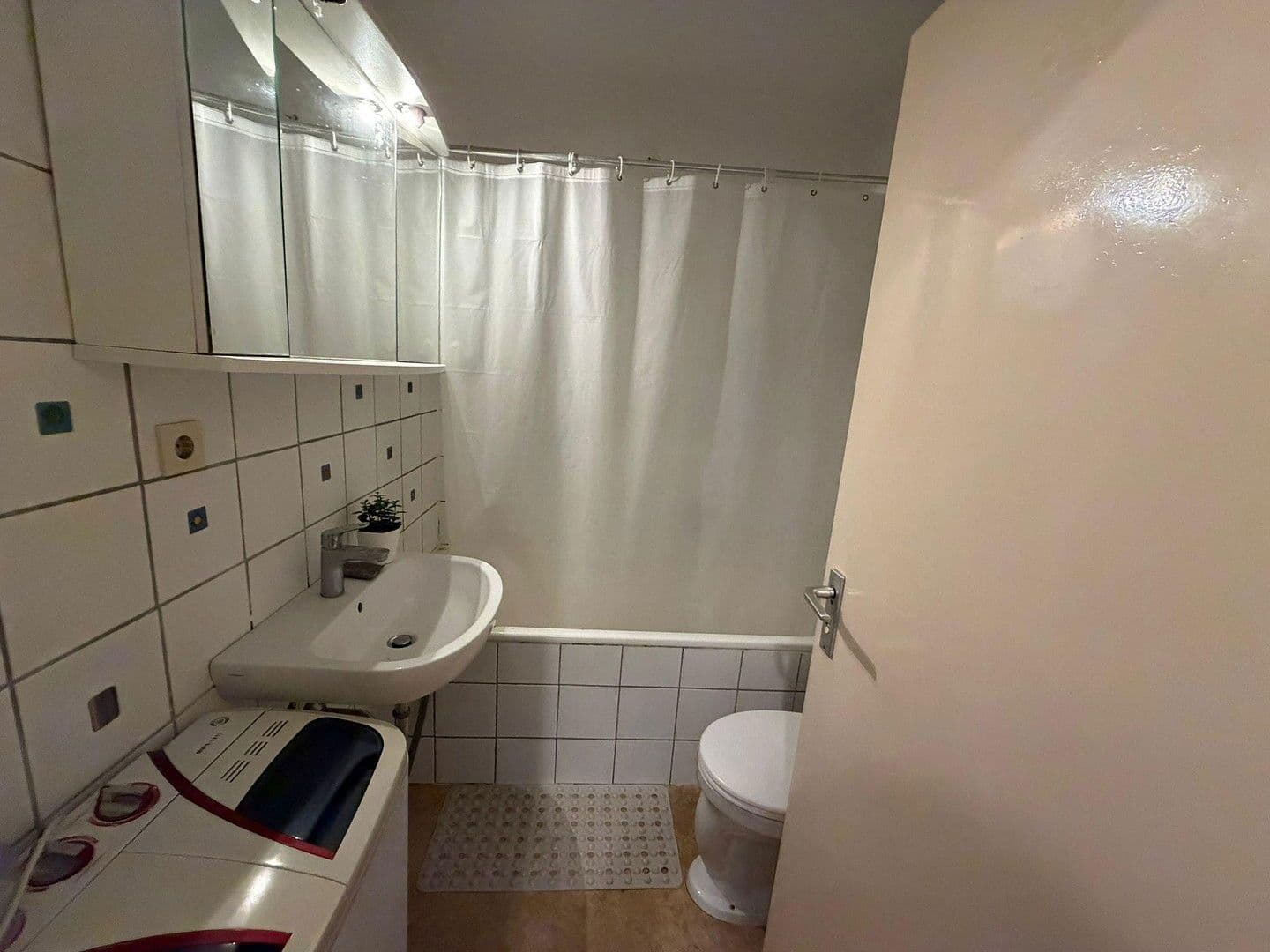 1 bedroom flat to rent, 30 m², Gerhart Hauptmann Straße 15, Erlangen, Bavaria 1 bedroom flat to rent, 30 m², Gerhart Hauptmann Straße 15, Erlangen, Bavaria