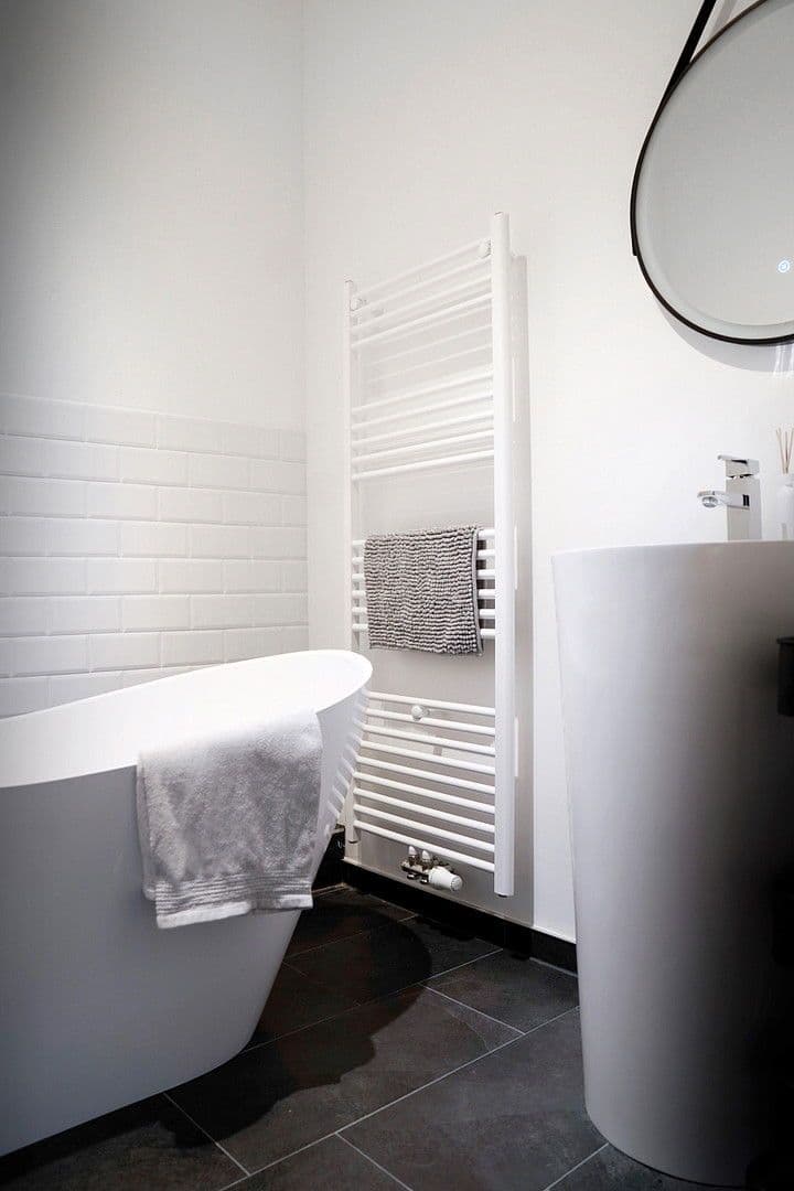 1 bedroom with open-plan kitchen flat to rent, 93 m², Esslingen am Neckar, Baden-Württemberg 1 bedroom with open-plan kitchen flat to rent, 93 m², Esslingen am Neckar, Baden-Württemberg