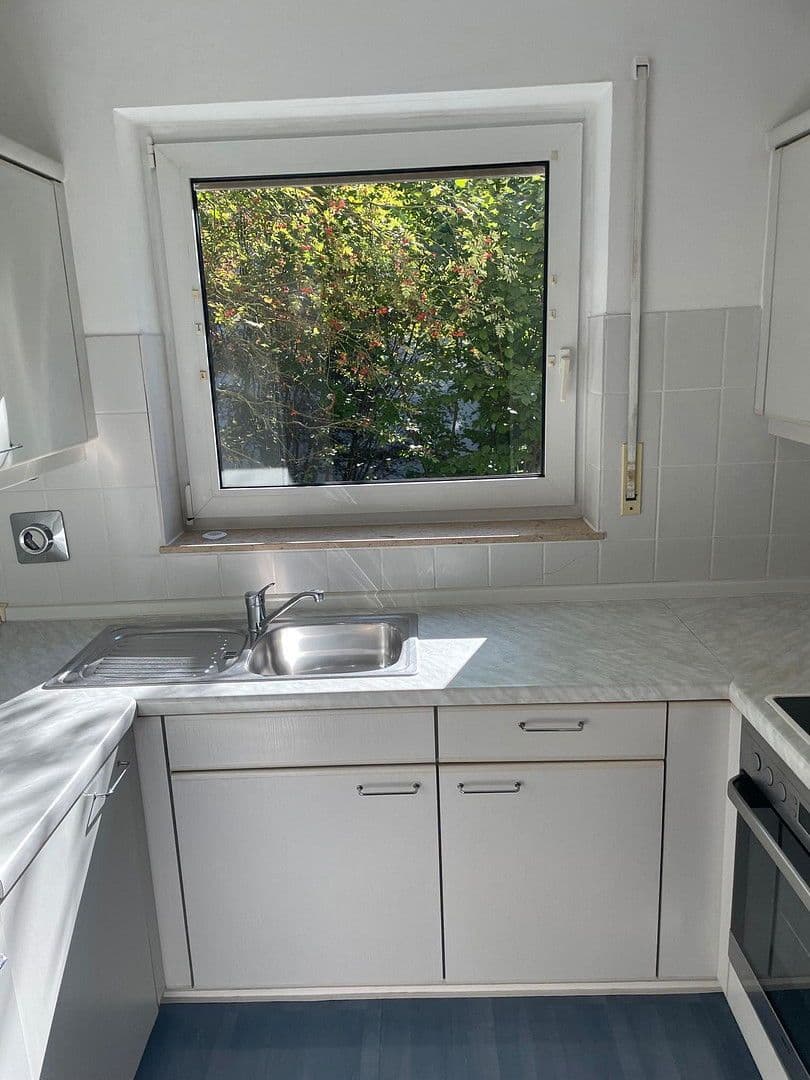 1 bedroom with open-plan kitchen flat to rent, 57 m², Solingen, North Rhine-Westphalia 1 bedroom with open-plan kitchen flat to rent, 57 m², Solingen, North Rhine-Westphalia