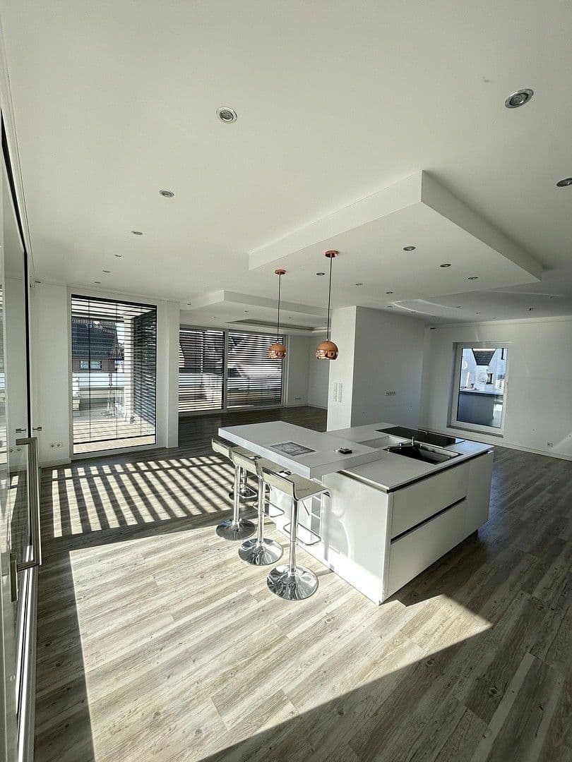 4 bedroom with open-plan kitchen flat for sale, 226 m², Lambertusstr. 36, Troisdorf, North Rhine-Westphalia 4 bedroom with open-plan kitchen flat for sale, 226 m², Lambertusstr. 36, Troisdorf, North Rhine-Westphalia