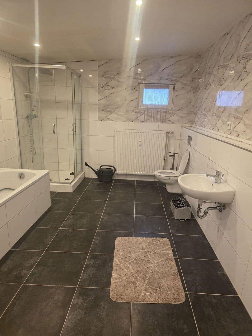 2 bedroom with open-plan kitchen flat to rent, 108 m², Herne, North Rhine-Westphalia 2 bedroom with open-plan kitchen flat to rent, 108 m², Herne, North Rhine-Westphalia