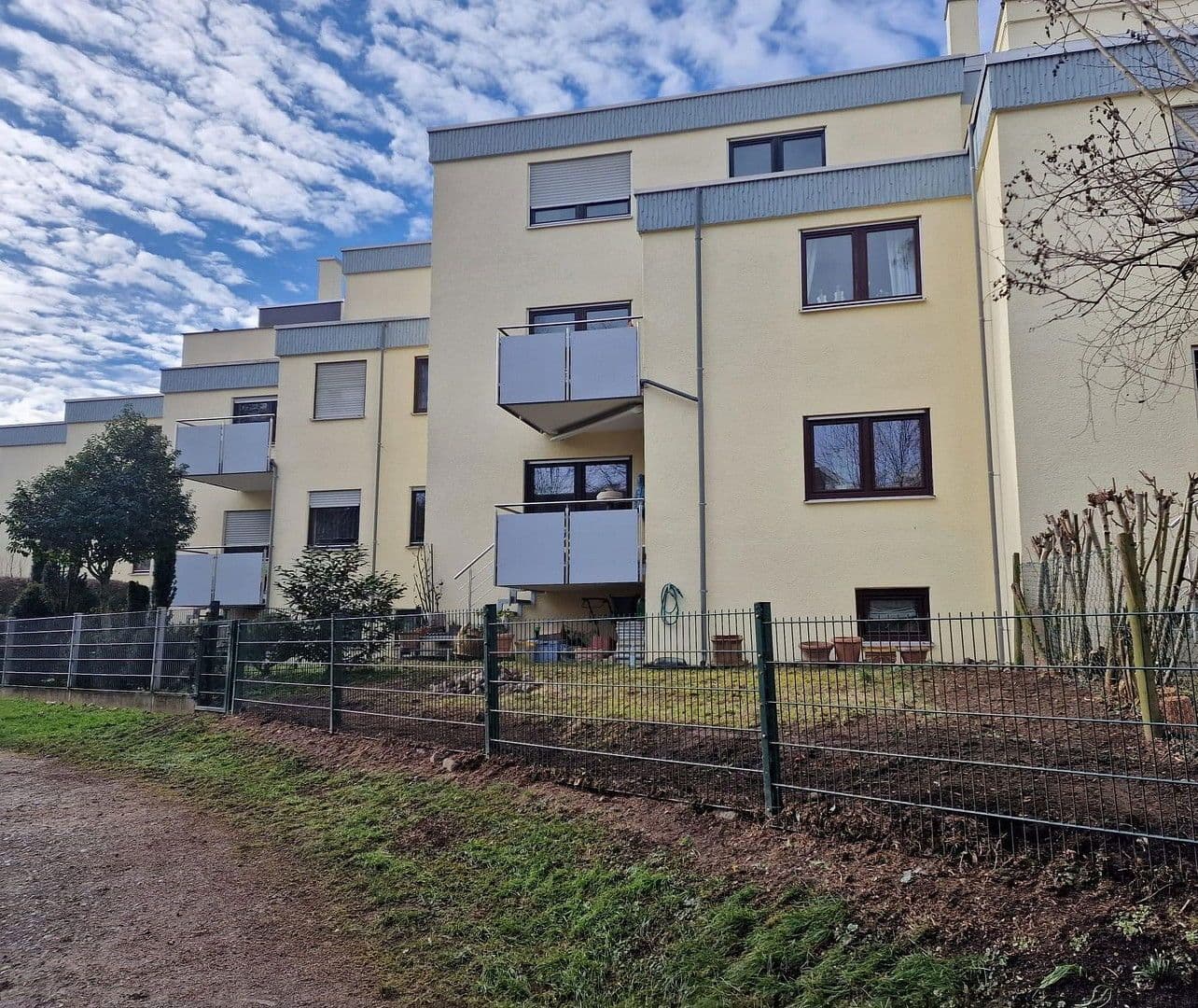 2 bedroom with open-plan kitchen flat to rent, 112 m², Filderstadt, Baden-Württemberg 2 bedroom with open-plan kitchen flat to rent, 112 m², Filderstadt, Baden-Württemberg