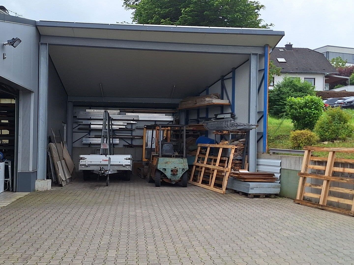 non-residential property to rent, 1,500 m², am Streitwald 1, Zell (Mosel), Rhineland-Palatinate non-residential property to rent, 1,500 m², am Streitwald 1, Zell (Mosel), Rhineland-Palatinate