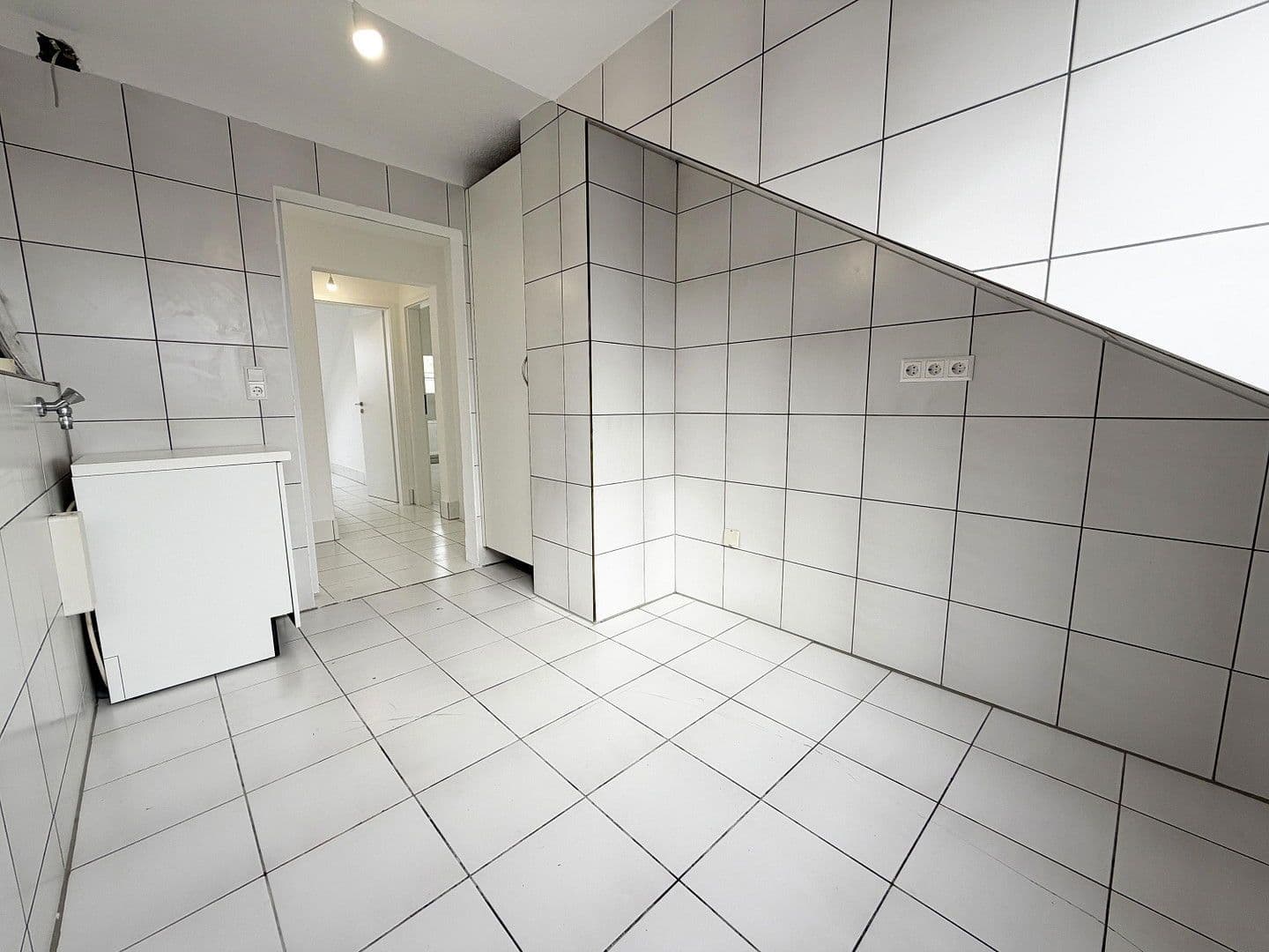 4 bedroom flat to rent, 68 m², Stuttgart, Baden-Württemberg 4 bedroom flat to rent, 68 m², Stuttgart, Baden-Württemberg