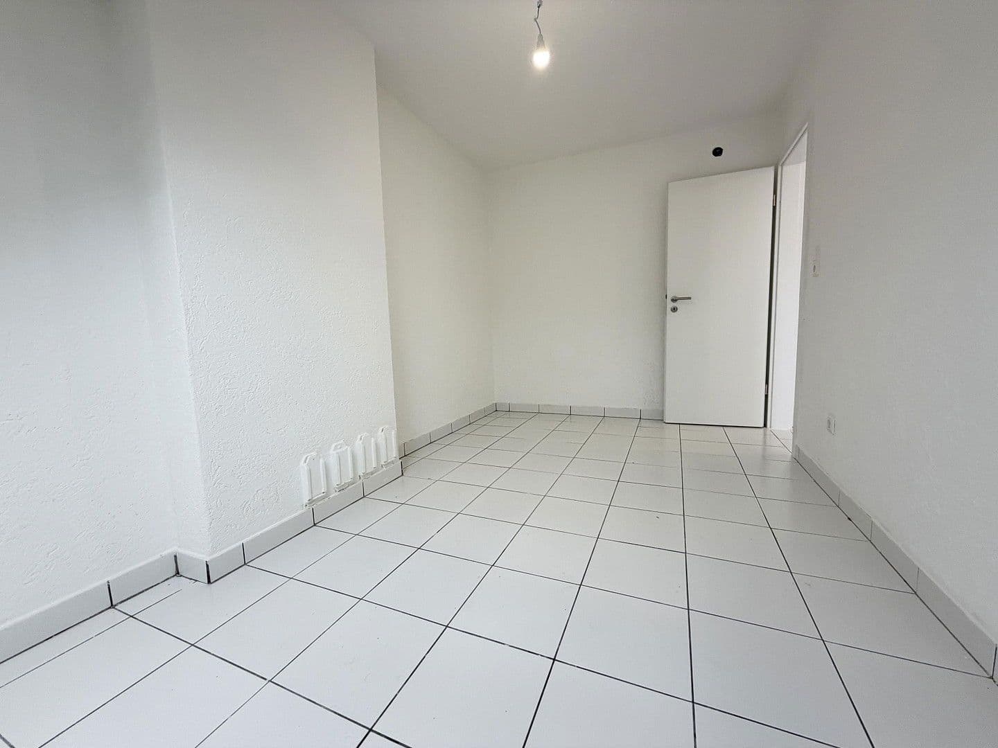 4 bedroom flat to rent, 68 m², Stuttgart, Baden-Württemberg 4 bedroom flat to rent, 68 m², Stuttgart, Baden-Württemberg