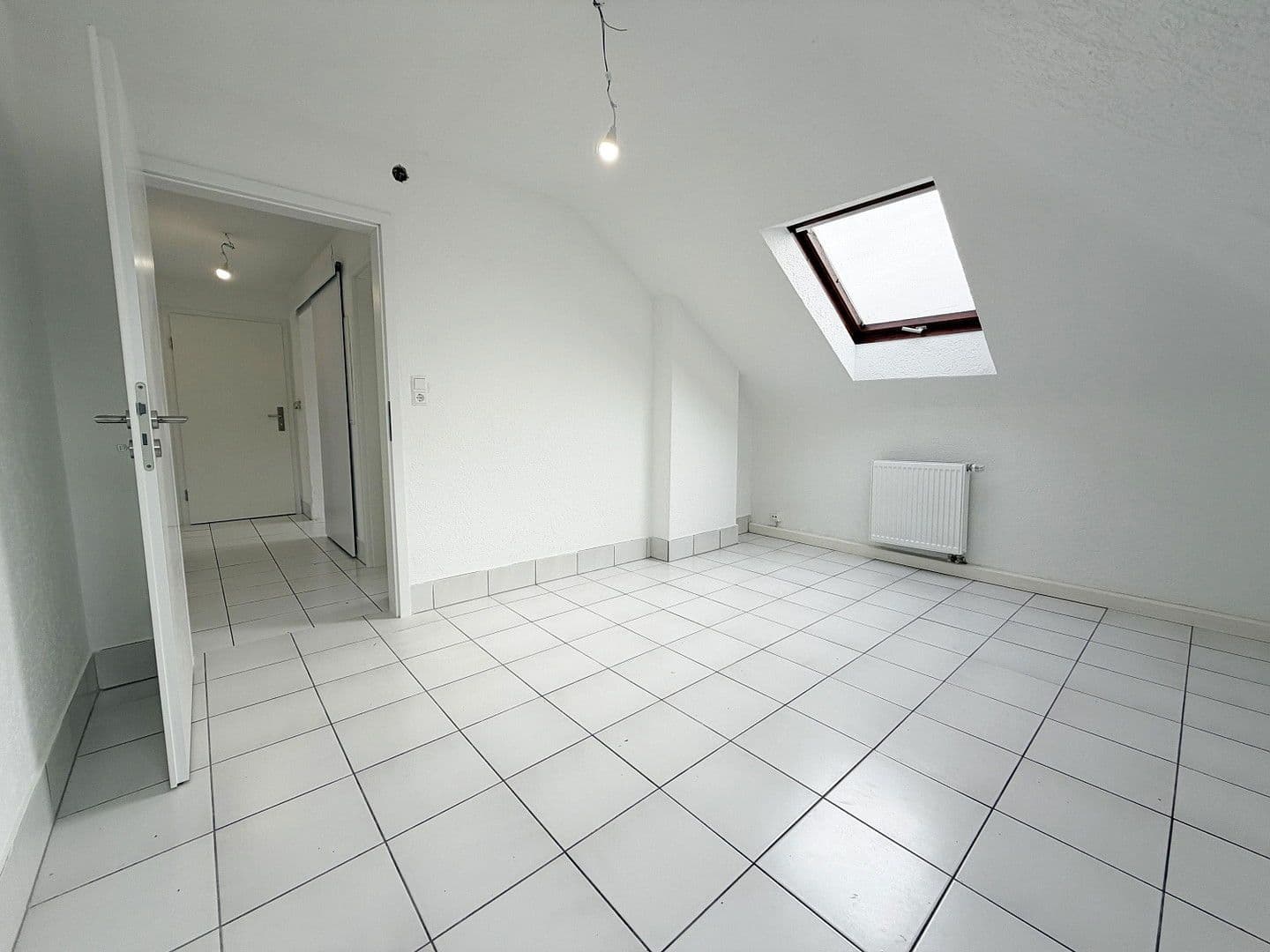 4 bedroom flat to rent, 68 m², Stuttgart, Baden-Württemberg 4 bedroom flat to rent, 68 m², Stuttgart, Baden-Württemberg