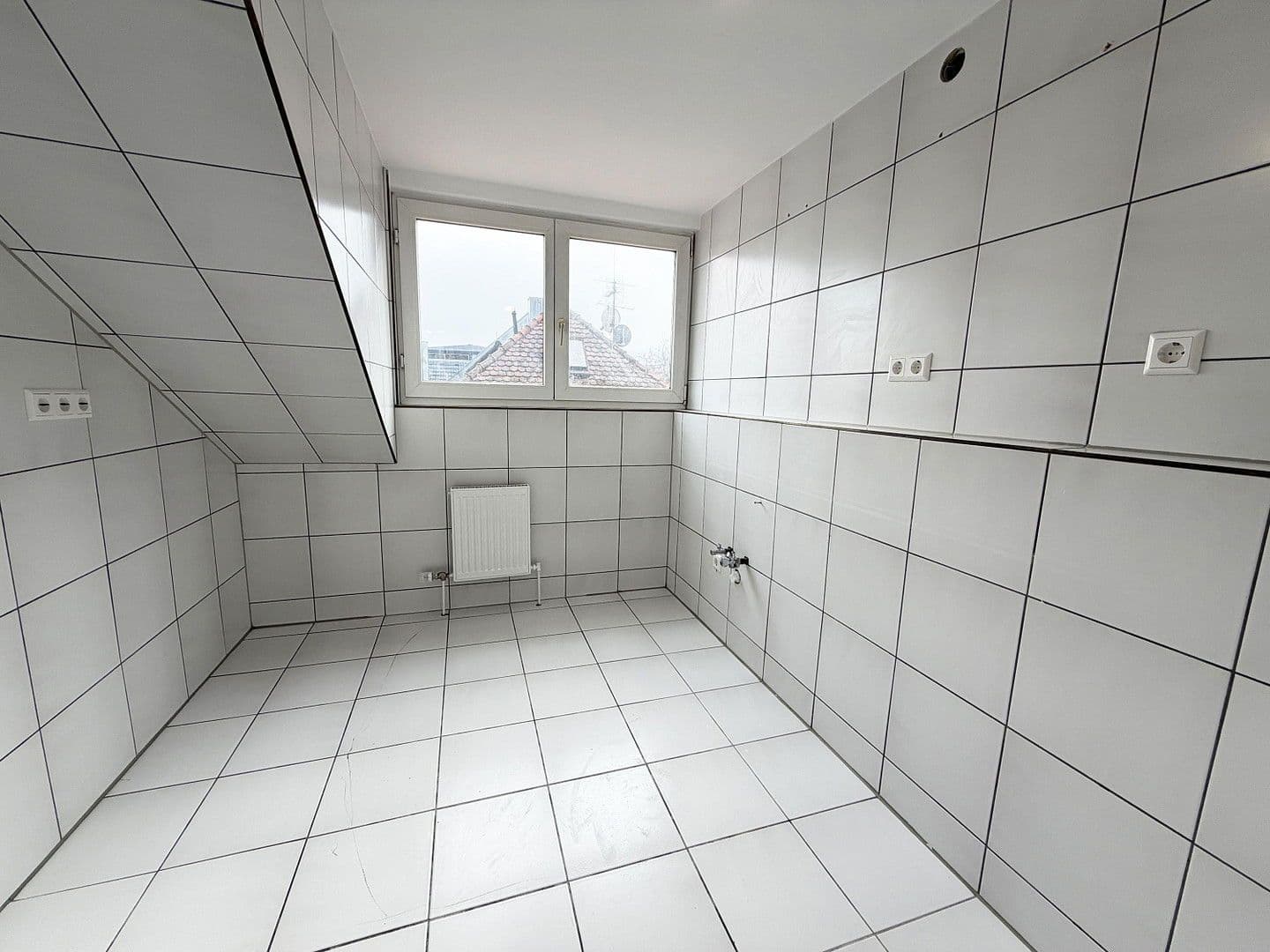 4 bedroom flat to rent, 68 m², Stuttgart, Baden-Württemberg 4 bedroom flat to rent, 68 m², Stuttgart, Baden-Württemberg