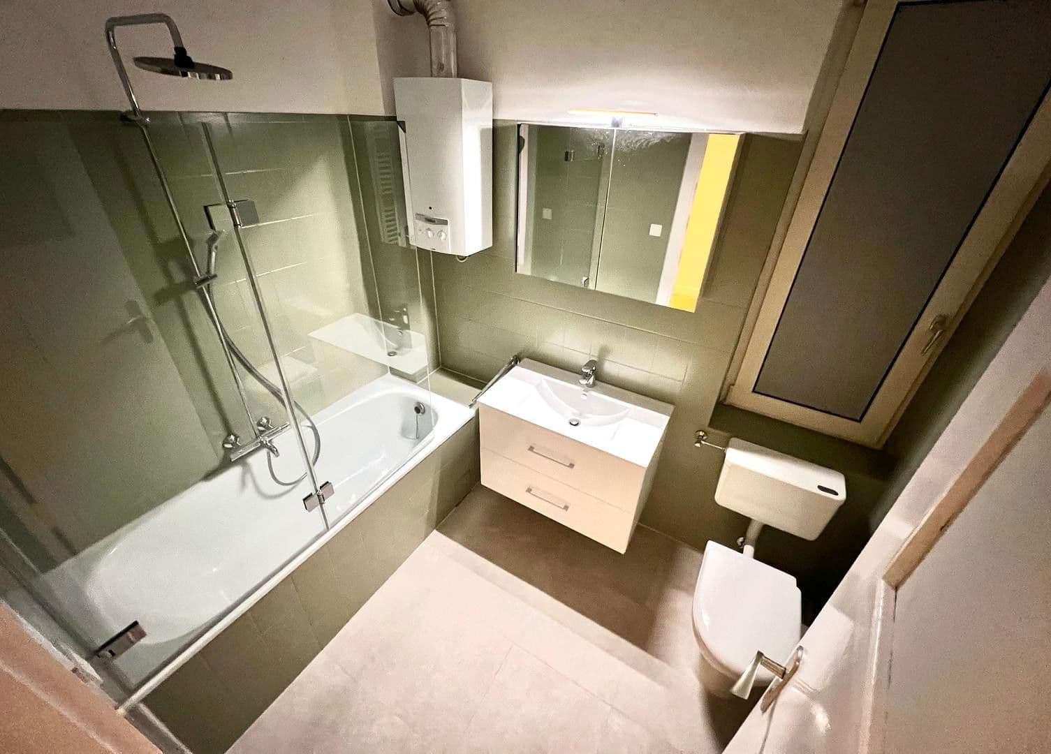 2 bedroom flat to rent, 66 m², Roßststraße 87, Düsseldorf, North Rhine-Westphalia 2 bedroom flat to rent, 66 m², Roßststraße 87, Düsseldorf, North Rhine-Westphalia