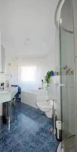 4 bedroom flat to rent, 133 m², Niedernhausen, Hesse 4 bedroom flat to rent, 133 m², Niedernhausen, Hesse