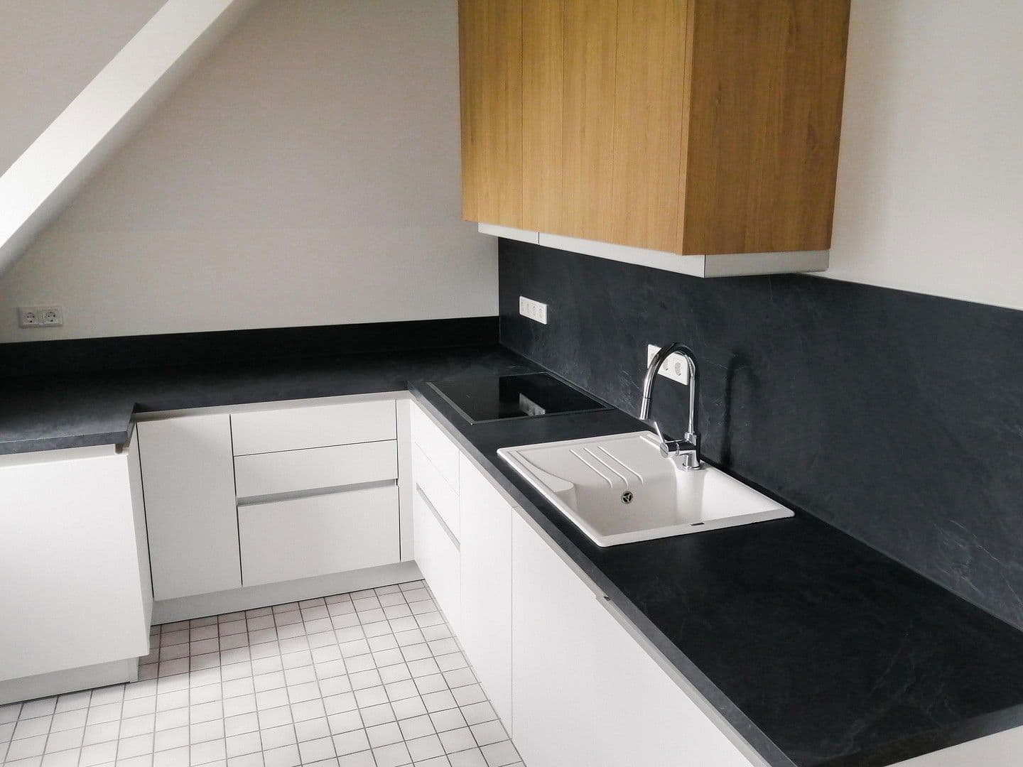 3 bedroom with open-plan kitchen flat for sale, 136 m², Arankaweg 99, Dachau, Bavaria 3 bedroom with open-plan kitchen flat for sale, 136 m², Arankaweg 99, Dachau, Bavaria