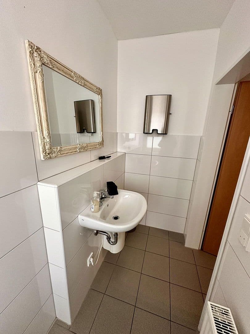 office to rent, 82 m², Frankfurter Str. 46, Hagen, North Rhine-Westphalia office to rent, 82 m², Frankfurter Str. 46, Hagen, North Rhine-Westphalia