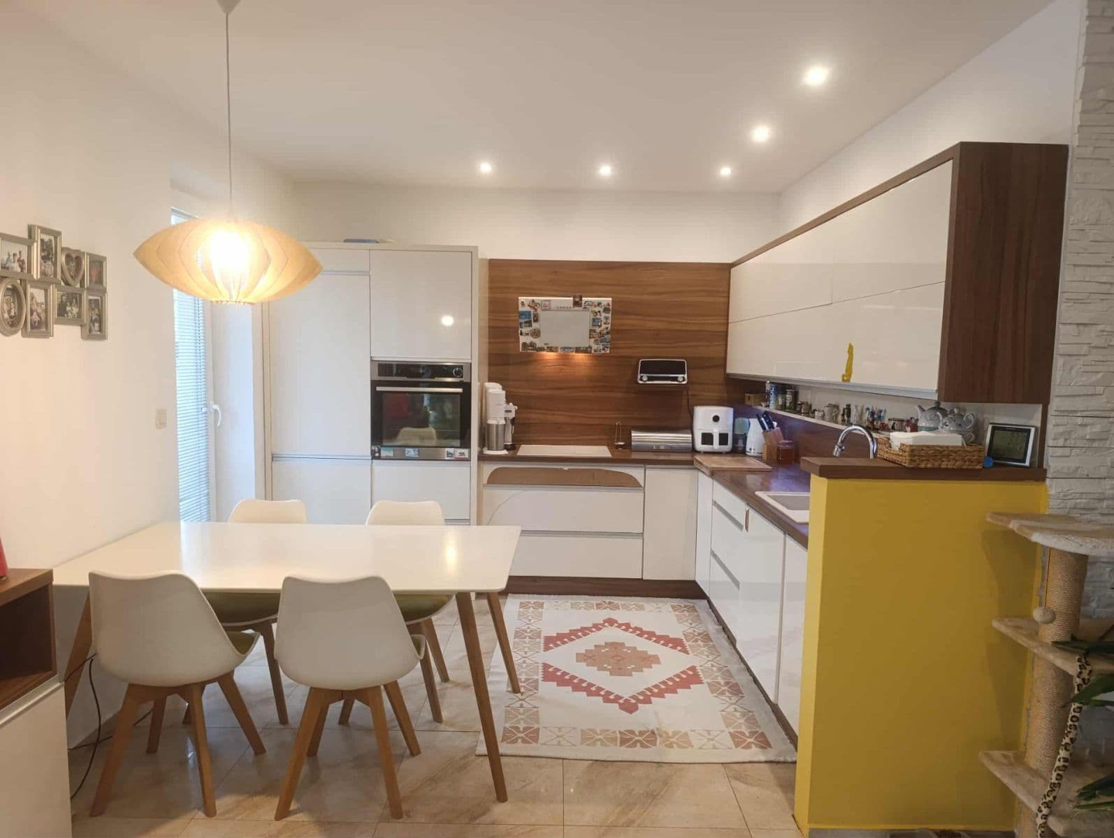 4 bedroom flat for sale, 99 m², Tymiánová, Vrakuňa, Bratislavský Region 4 bedroom flat for sale, 99 m², Tymiánová, Vrakuňa, Bratislavský Region