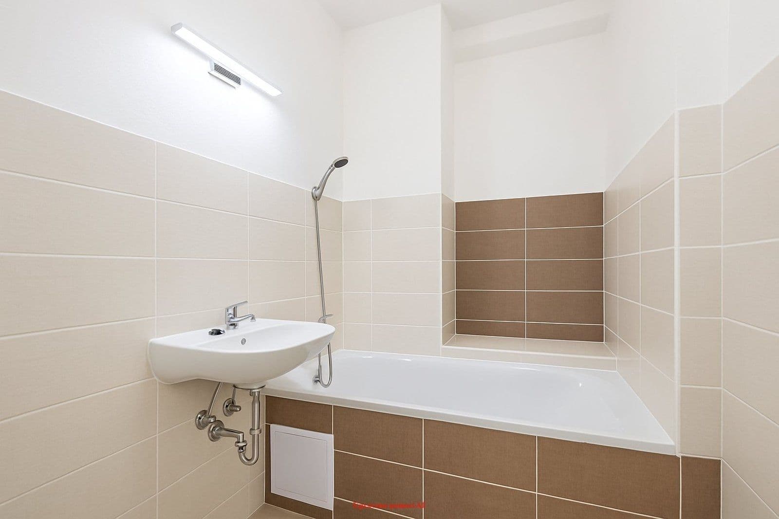 2 bedroom flat to rent, 57 m², tř. Osvobození, Karviná, Moravskoslezský Region 2 bedroom flat to rent, 57 m², tř. Osvobození, Karviná, Moravskoslezský Region