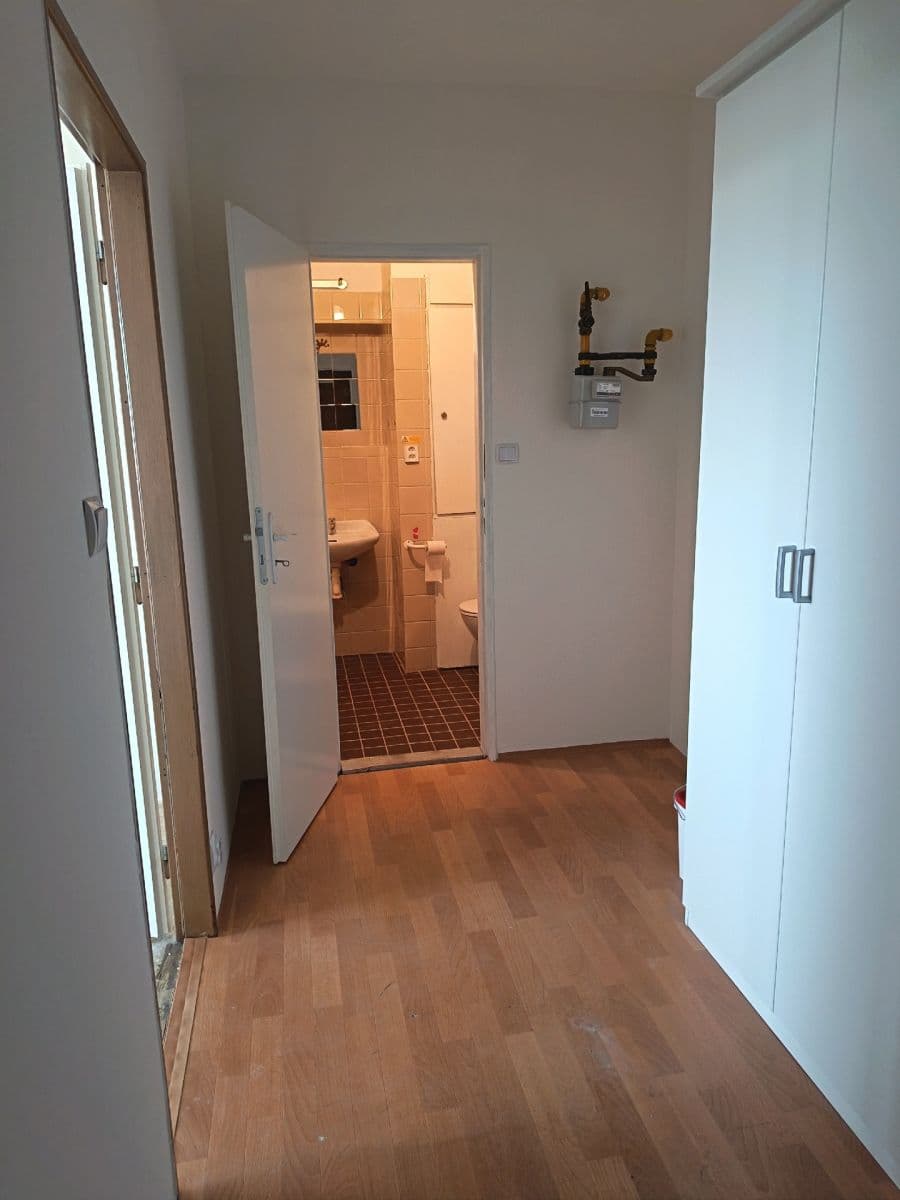 1 bedroom flat to rent, 37 m², Holubkova, Prague, Prague 1 bedroom flat to rent, 37 m², Holubkova, Prague, Prague