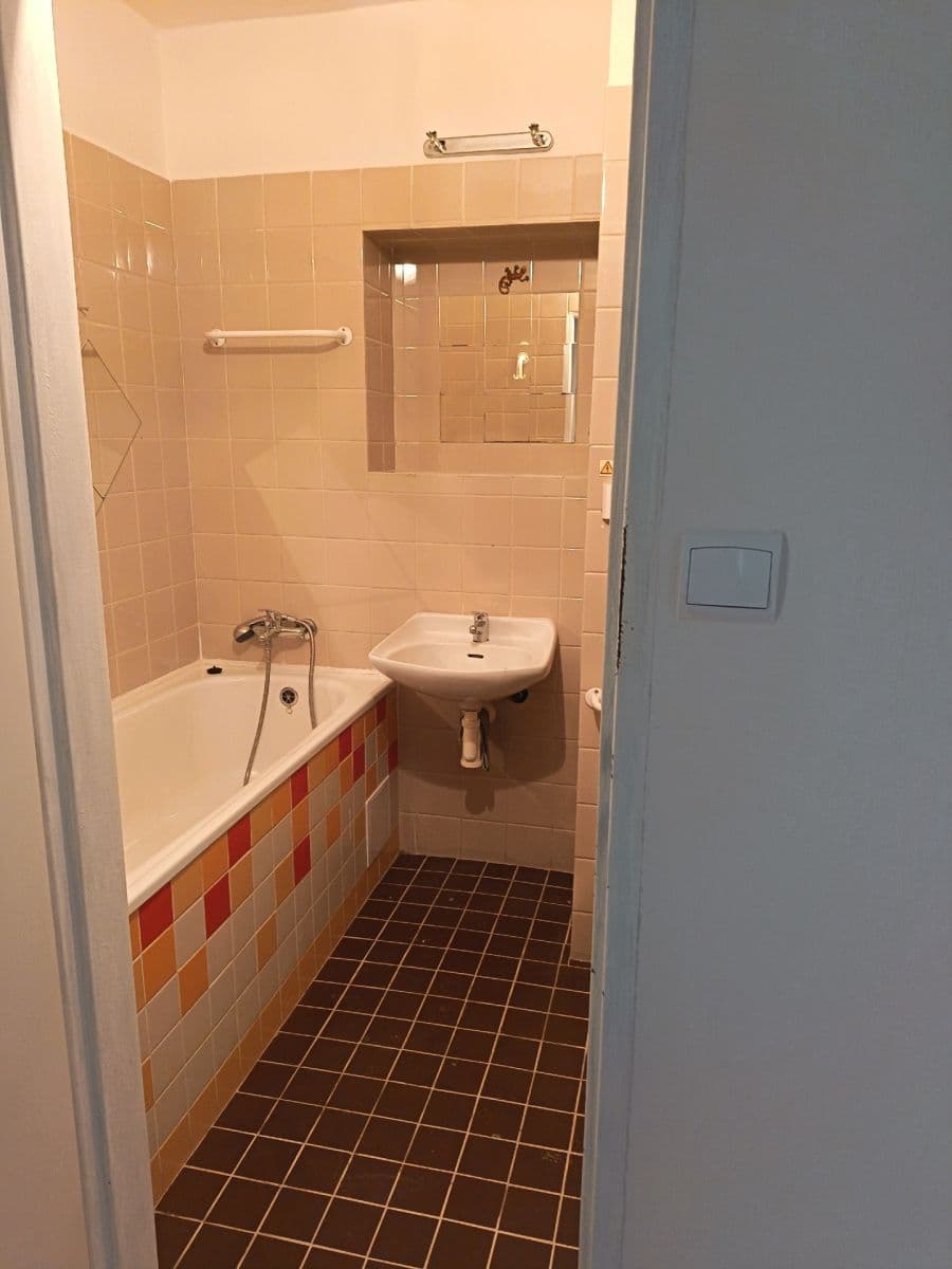 1 bedroom flat to rent, 37 m², Holubkova, Prague, Prague 1 bedroom flat to rent, 37 m², Holubkova, Prague, Prague