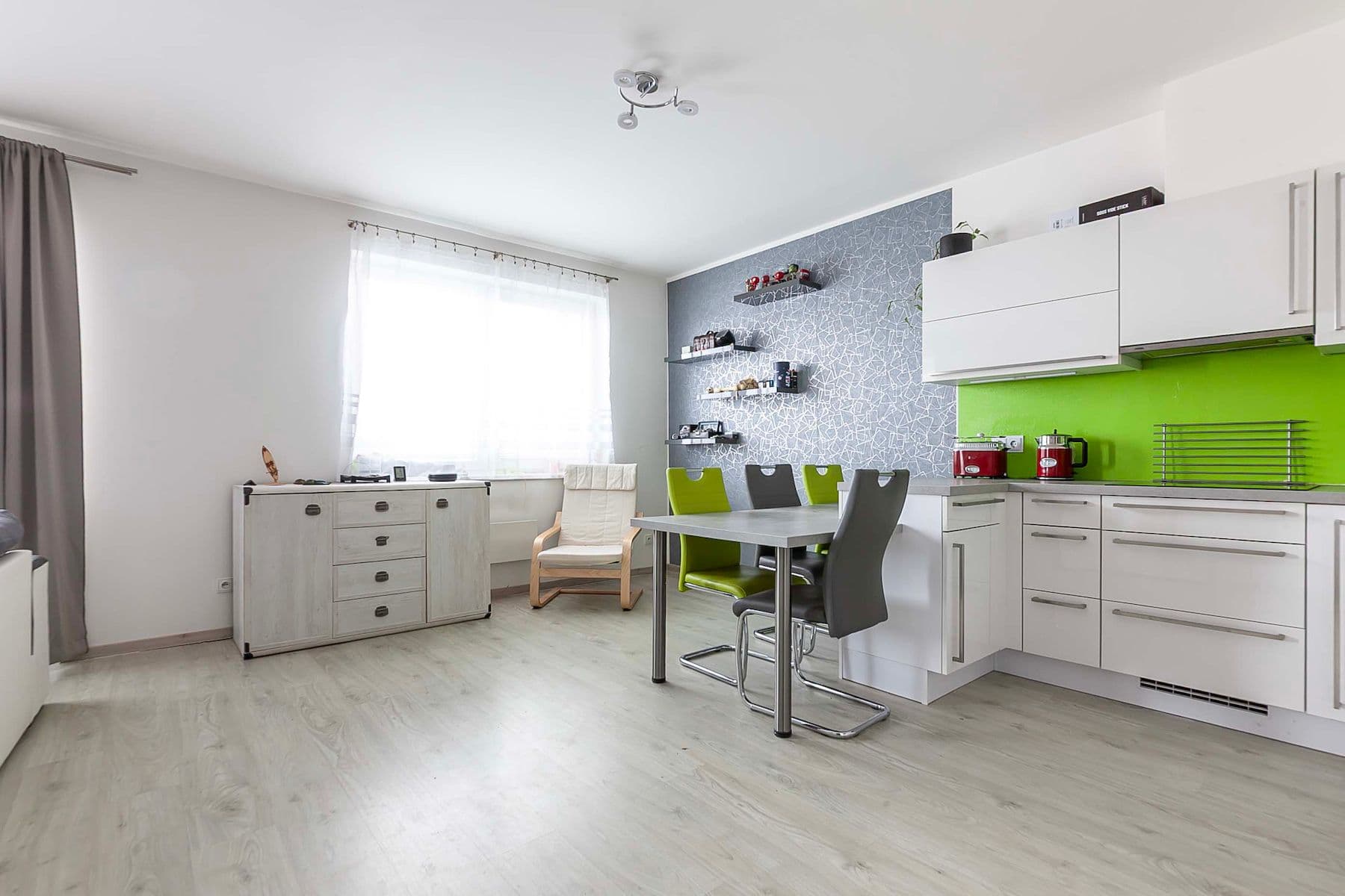 1 bedroom with open-plan kitchen flat for sale, 82 m², Ecksteinova, Chýně, Středočeský Region 1 bedroom with open-plan kitchen flat for sale, 82 m², Ecksteinova, Chýně, Středočeský Region