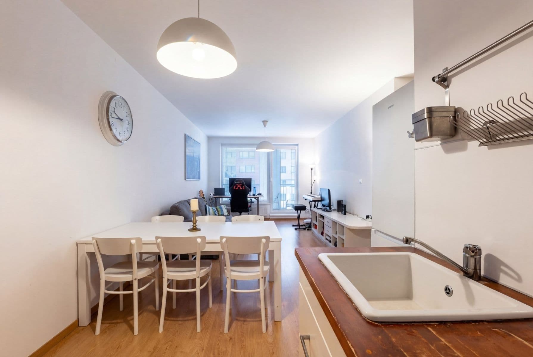 1 bedroom with open-plan kitchen flat for sale, 59 m², Pod Harfou, Prague, Prague 1 bedroom with open-plan kitchen flat for sale, 59 m², Pod Harfou, Prague, Prague
