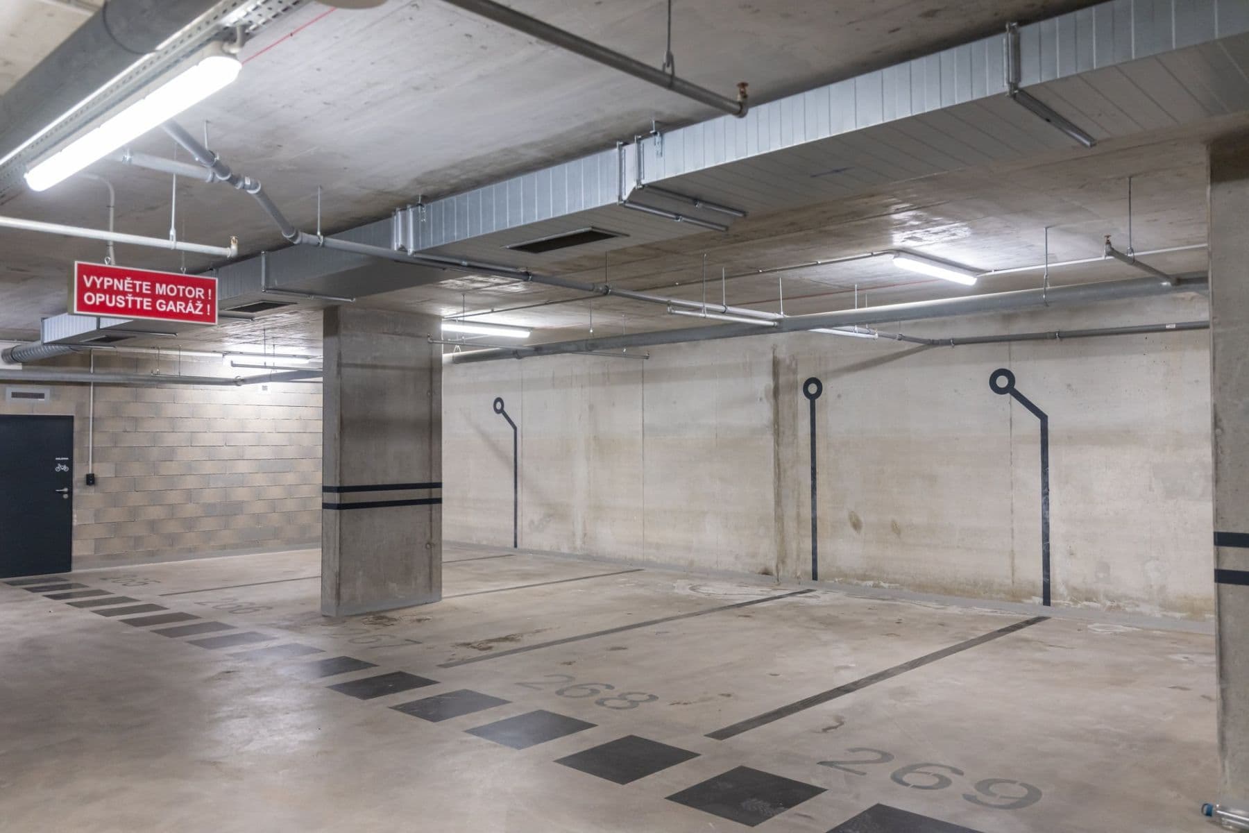 Studio flat to rent, 37 m², Fafkových, Prague, Prague Studio flat to rent, 37 m², Fafkových, Prague, Prague