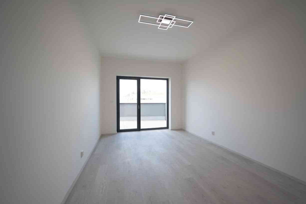 1 bedroom with open-plan kitchen flat to rent, 80 m², Nové sady, Brno, Jihomoravský Region 1 bedroom with open-plan kitchen flat to rent, 80 m², Nové sady, Brno, Jihomoravský Region