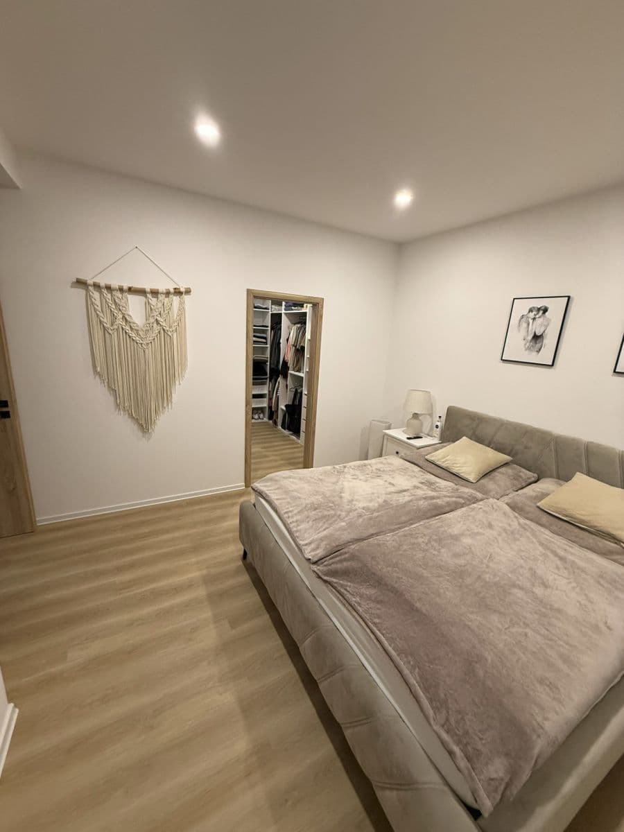 2 bedroom with open-plan kitchen flat for sale, 83 m², Havlíčkova, Vlašim, Středočeský Region 2 bedroom with open-plan kitchen flat for sale, 83 m², Havlíčkova, Vlašim, Středočeský Region