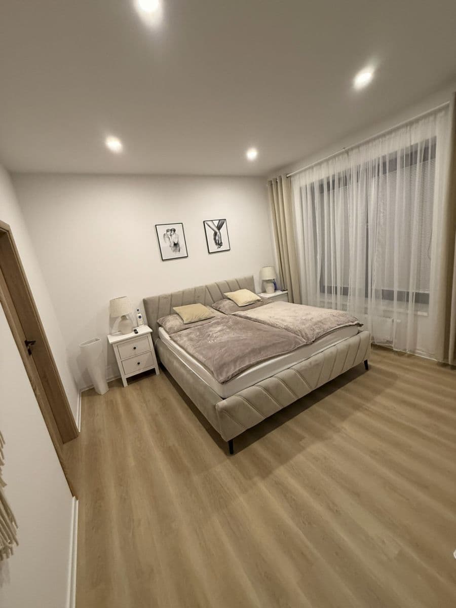 2 bedroom with open-plan kitchen flat for sale, 83 m², Havlíčkova, Vlašim, Středočeský Region 2 bedroom with open-plan kitchen flat for sale, 83 m², Havlíčkova, Vlašim, Středočeský Region