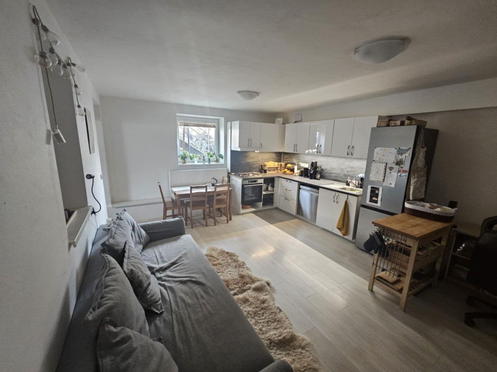 2 bedroom with open-plan kitchen flat to rent, 60 m², Breitcetlova, Brno, Jihomoravský Region 2 bedroom with open-plan kitchen flat to rent, 60 m², Breitcetlova, Brno, Jihomoravský Region