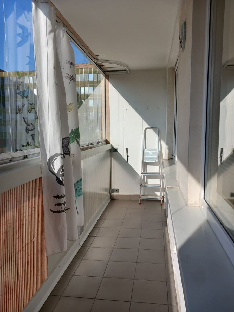 1 bedroom with open-plan kitchen flat to rent, 36 m², Tádžická, Prague, Prague 1 bedroom with open-plan kitchen flat to rent, 36 m², Tádžická, Prague, Prague