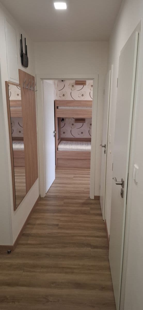 2 bedroom flat for sale, 49 m², U Mrázovky, Prague, Prague 2 bedroom flat for sale, 49 m², U Mrázovky, Prague, Prague