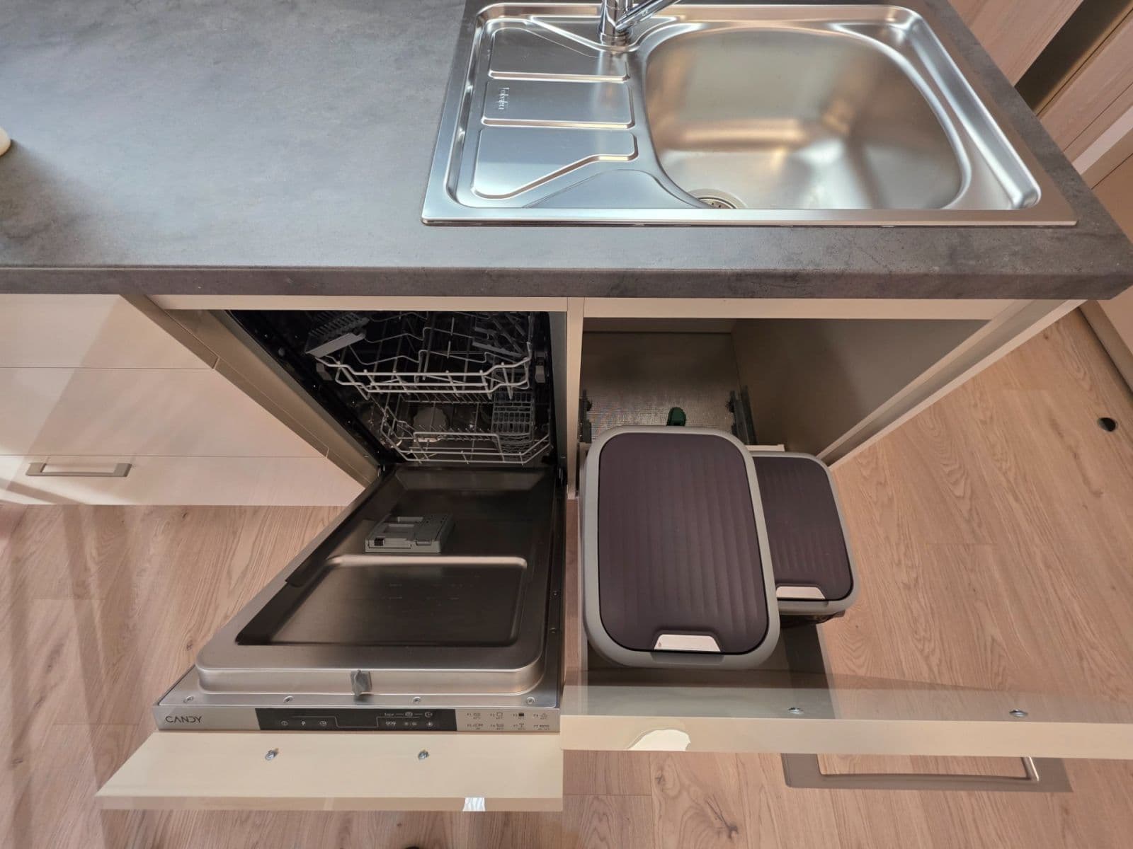 Studio flat to rent, 33 m², Poděbradská, Prague, Prague Studio flat to rent, 33 m², Poděbradská, Prague, Prague