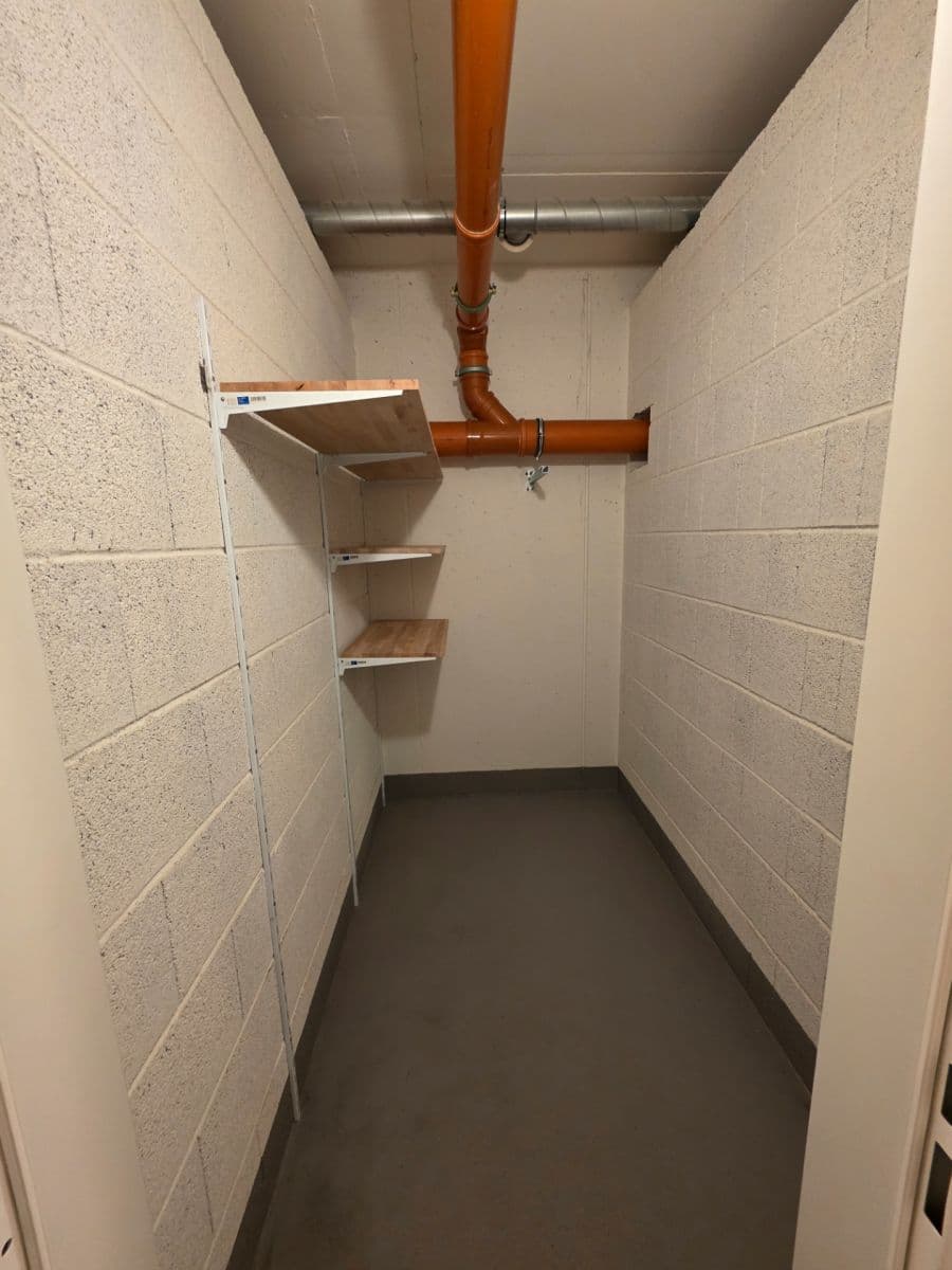 Studio flat to rent, 33 m², Poděbradská, Prague, Prague Studio flat to rent, 33 m², Poděbradská, Prague, Prague