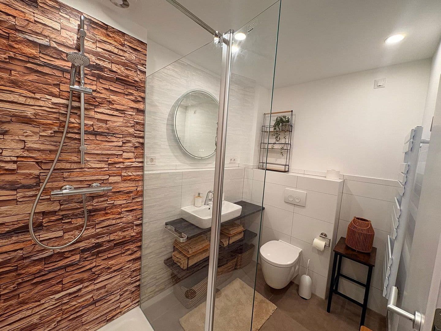 2 bedroom with open-plan kitchen flat to rent, 80 m², Hockenheim, Baden-Württemberg 2 bedroom with open-plan kitchen flat to rent, 80 m², Hockenheim, Baden-Württemberg