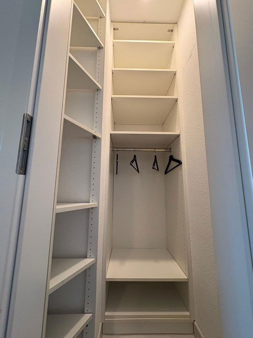 2 bedroom with open-plan kitchen flat to rent, 80 m², Hockenheim, Baden-Württemberg 2 bedroom with open-plan kitchen flat to rent, 80 m², Hockenheim, Baden-Württemberg