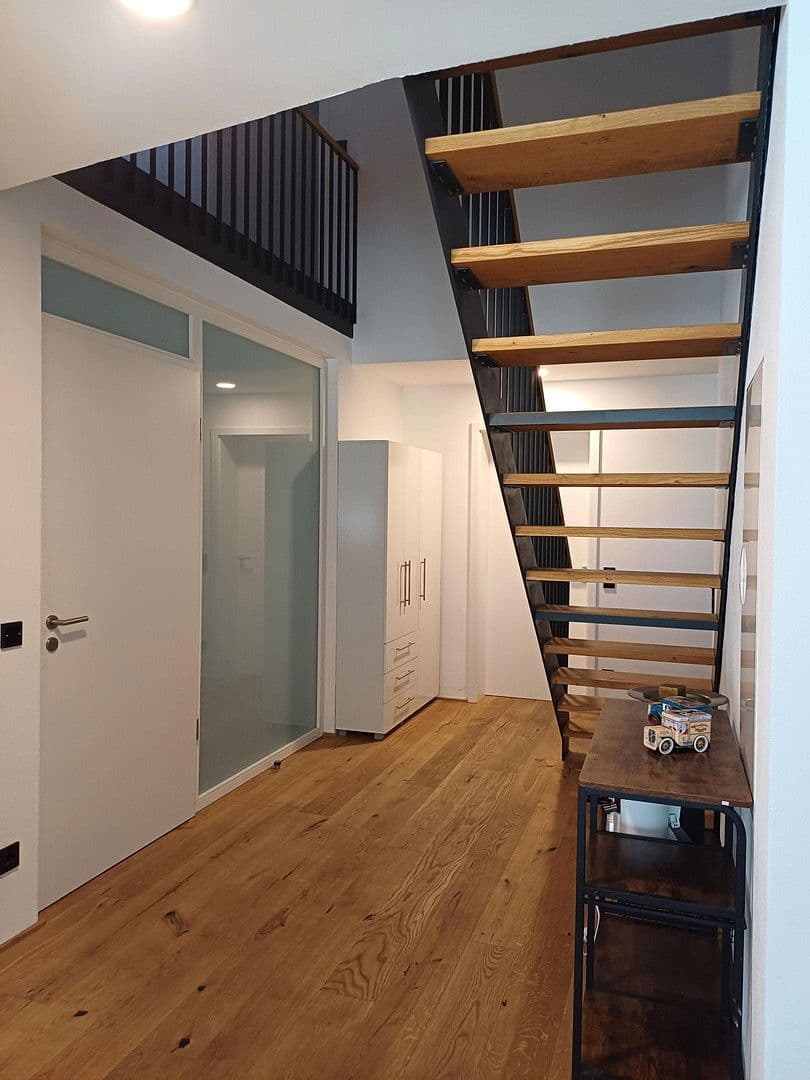 house for sale, 243 m², Hochbergweg1, Weilheim an der Teck, Baden-Württemberg house for sale, 243 m², Hochbergweg1, Weilheim an der Teck, Baden-Württemberg