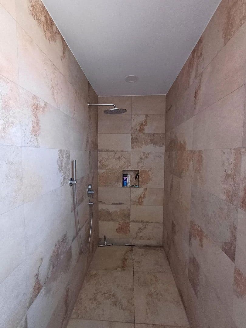 house for sale, 243 m², Hochbergweg1, Weilheim an der Teck, Baden-Württemberg house for sale, 243 m², Hochbergweg1, Weilheim an der Teck, Baden-Württemberg