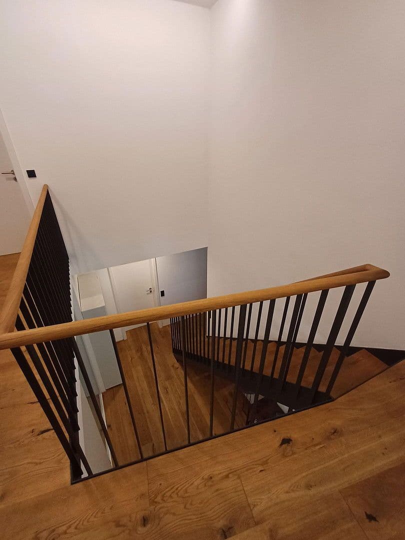 house for sale, 243 m², Hochbergweg1, Weilheim an der Teck, Baden-Württemberg house for sale, 243 m², Hochbergweg1, Weilheim an der Teck, Baden-Württemberg