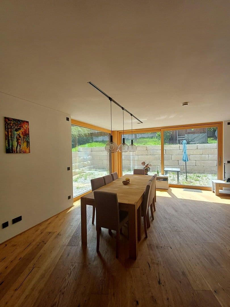 house for sale, 243 m², Hochbergweg1, Weilheim an der Teck, Baden-Württemberg house for sale, 243 m², Hochbergweg1, Weilheim an der Teck, Baden-Württemberg