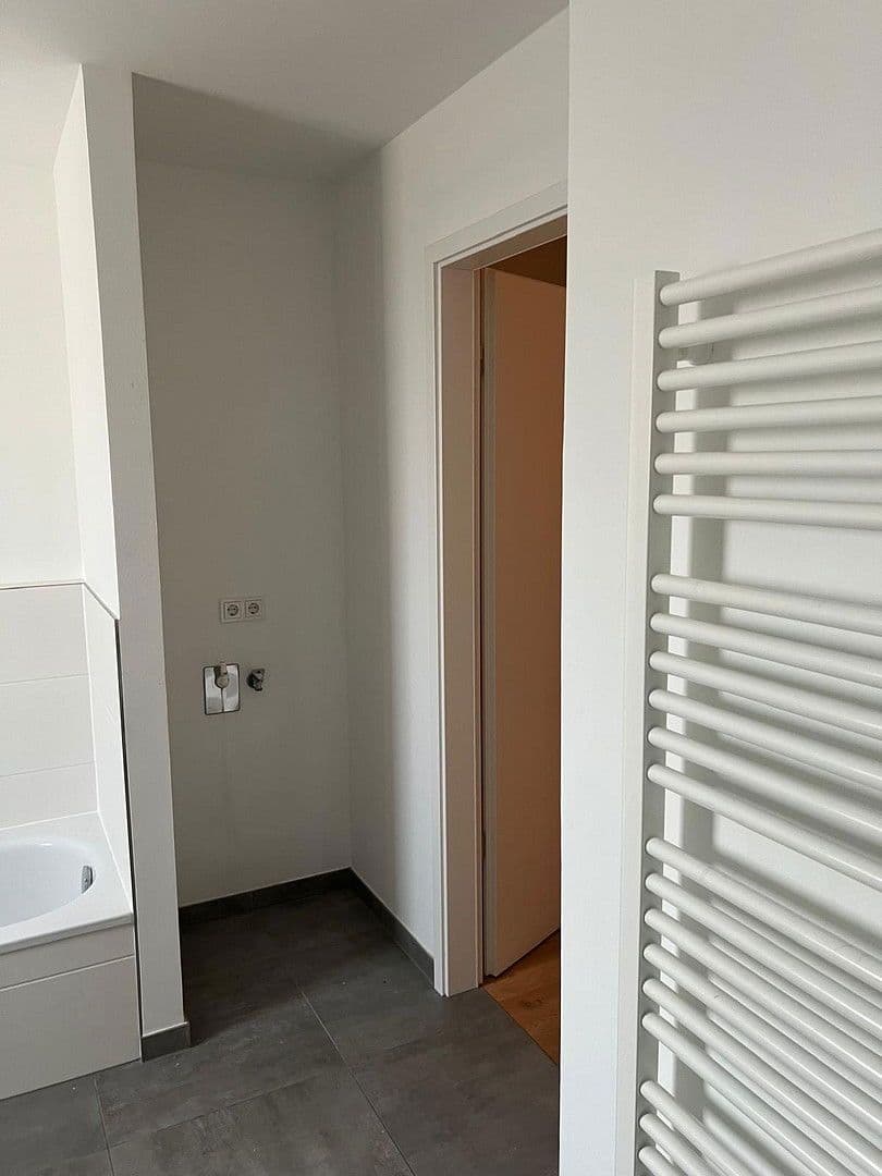 3 bedroom flat to rent, 104 m², Friedrich-Ebert-Straße 40-1, Seeheim-Jugenheim, Hesse 3 bedroom flat to rent, 104 m², Friedrich-Ebert-Straße 40-1, Seeheim-Jugenheim, Hesse