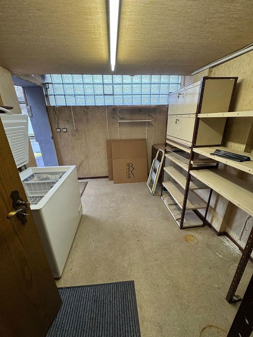 4 bedroom flat to rent, 140 m², Kaiserslautern, Rhineland-Palatinate 4 bedroom flat to rent, 140 m², Kaiserslautern, Rhineland-Palatinate