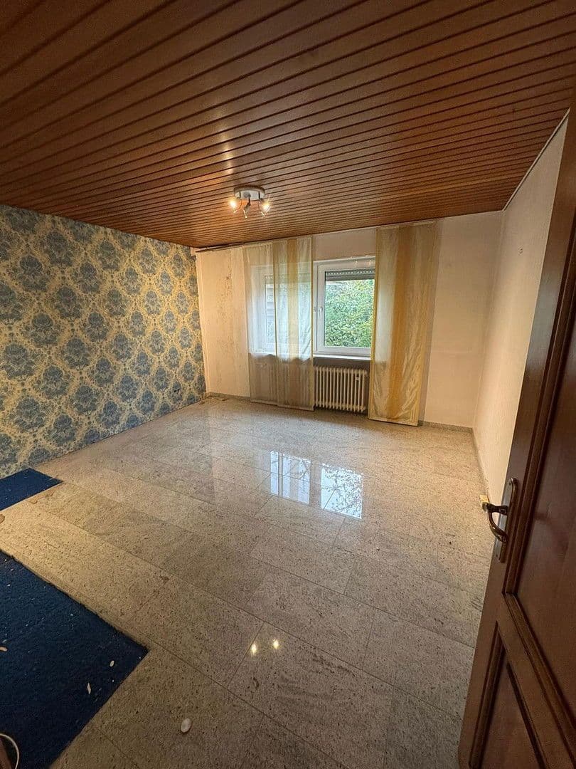 4 bedroom flat to rent, 140 m², Kaiserslautern, Rhineland-Palatinate 4 bedroom flat to rent, 140 m², Kaiserslautern, Rhineland-Palatinate