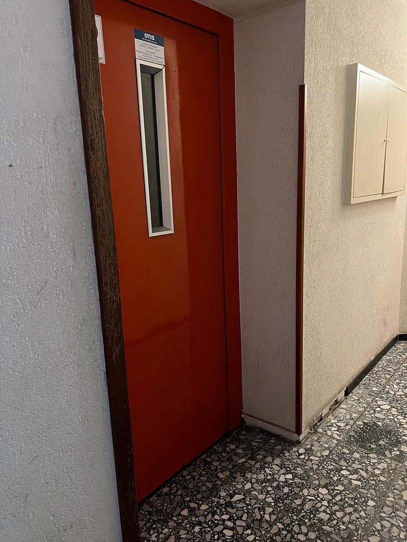 5 bedroom flat to rent, 85 m², Am Brögel 4, Wuppertal, North Rhine-Westphalia 5 bedroom flat to rent, 85 m², Am Brögel 4, Wuppertal, North Rhine-Westphalia