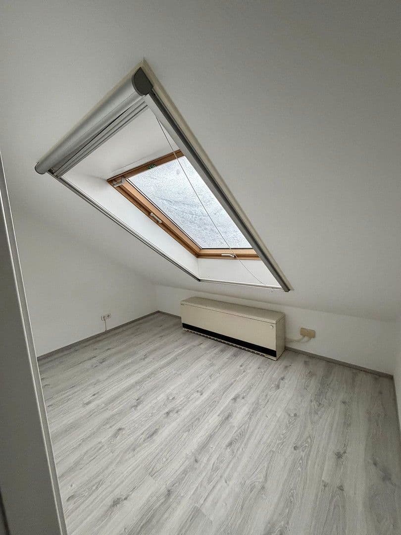 5 bedroom flat to rent, 85 m², Am Brögel 4, Wuppertal, North Rhine-Westphalia 5 bedroom flat to rent, 85 m², Am Brögel 4, Wuppertal, North Rhine-Westphalia