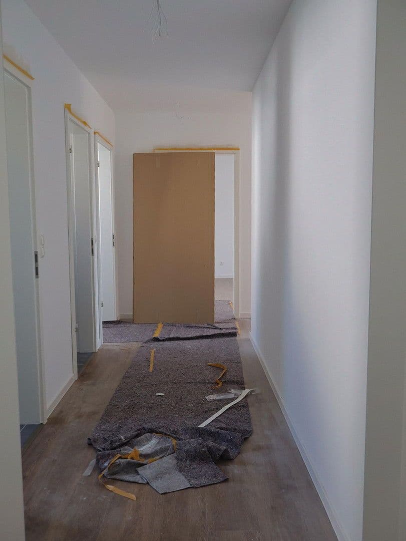 1 bedroom with open-plan kitchen flat to rent, 81 m², Hamburger Allee 51, Haus C, Nauen, Brandenburg 1 bedroom with open-plan kitchen flat to rent, 81 m², Hamburger Allee 51, Haus C, Nauen, Brandenburg