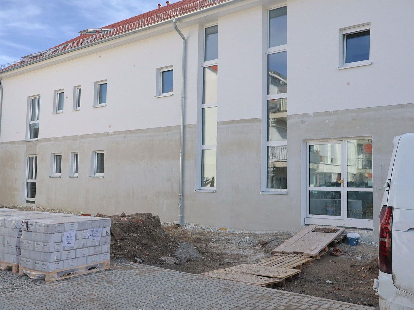 1 bedroom with open-plan kitchen flat to rent, 81 m², Hamburger Allee 51, Haus C, Nauen, Brandenburg 1 bedroom with open-plan kitchen flat to rent, 81 m², Hamburger Allee 51, Haus C, Nauen, Brandenburg