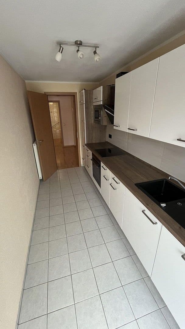 1 bedroom with open-plan kitchen flat to rent, 68 m², Essen, North Rhine-Westphalia 1 bedroom with open-plan kitchen flat to rent, 68 m², Essen, North Rhine-Westphalia